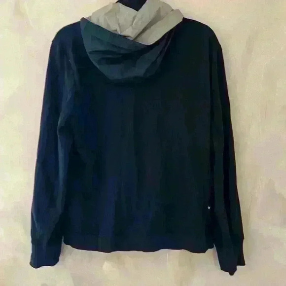 Victorinox light  jacket size L - Picture 4 of 8